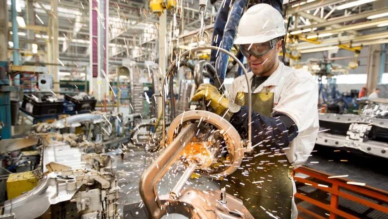 Se desploma la industria en Argentina