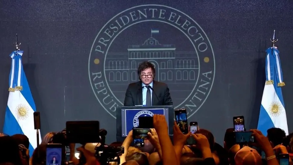 Milei prepara gabinete, privatizaciones y eliminar el Banco Central